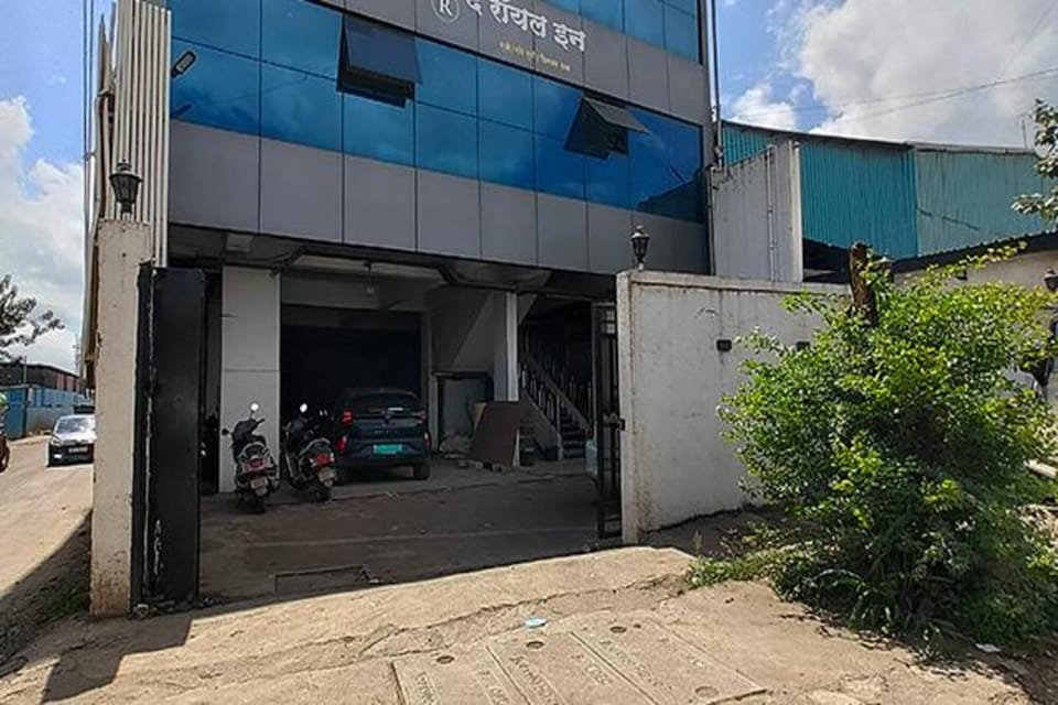 FabHotel The Royal Inn Hotel in Maharashtra