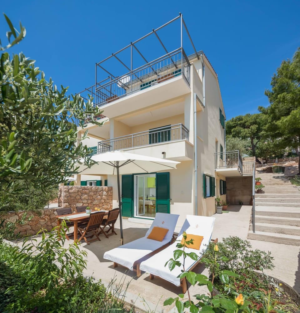 Apartments Silvana Hotel in Dubrovnik-Neretva County