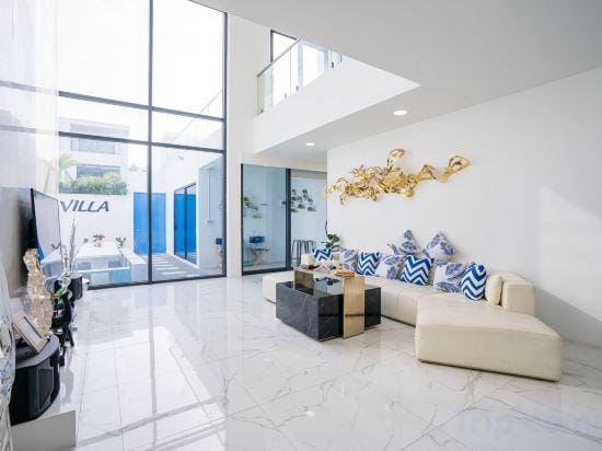 Double Fun Poolvilla Pattaya Hotel in Pattaya City