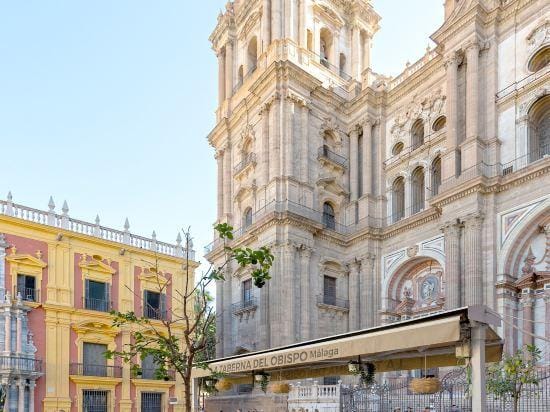 Genteel Home Plaza del Obispo Hotel in Malaga