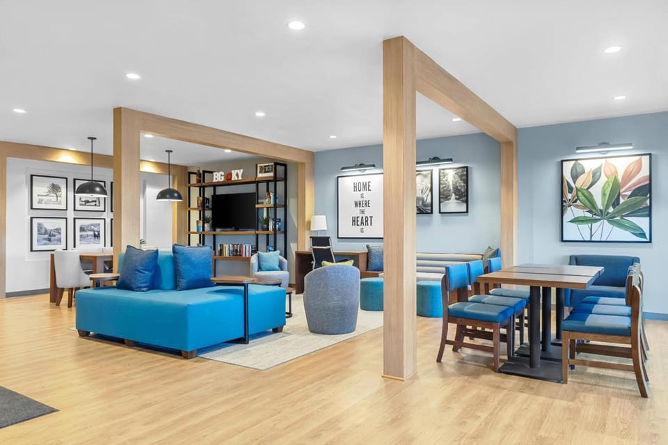 Everhome Suites Bowling Green by Choice Hotels Hotel in Bowling Green