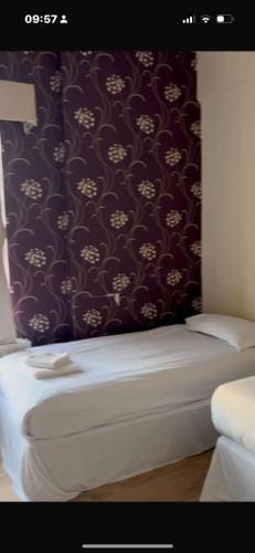 Hotel George Hotel in Stoke-on-Trent