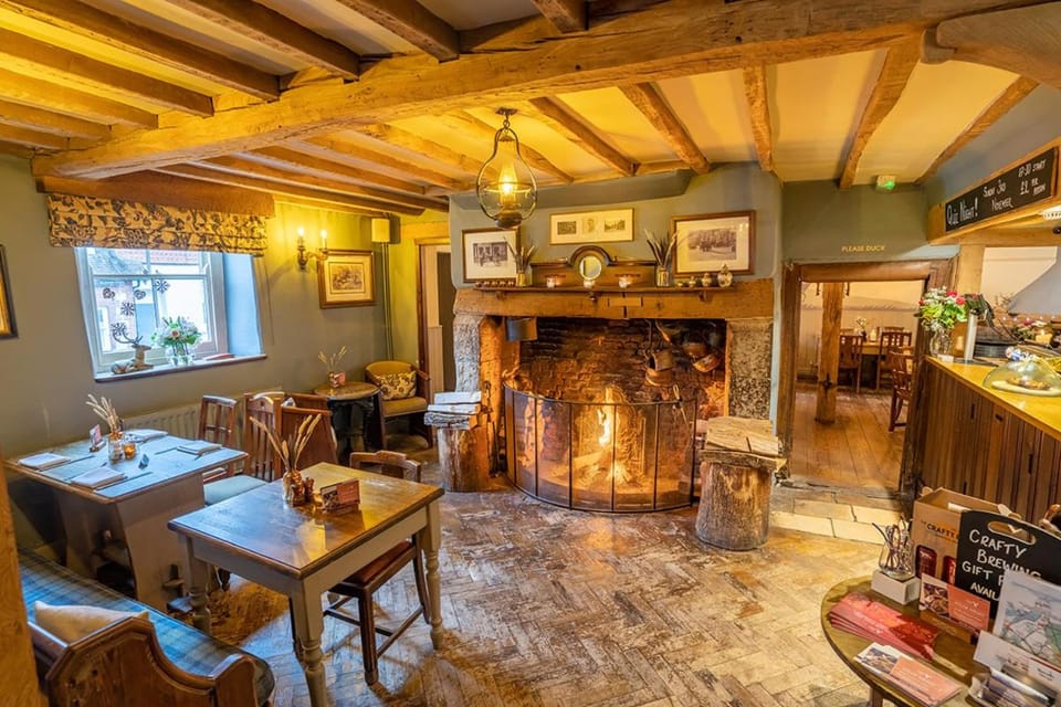 The White Hart, South Harting Inn in Chichester District