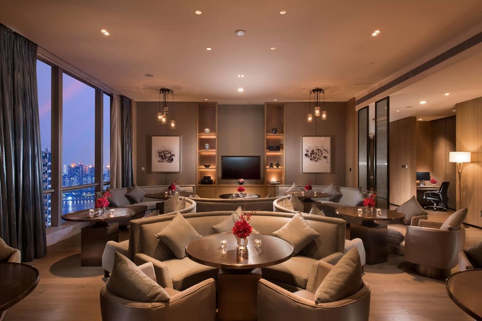 DoubleTree by Hilton Hotel Chicago - Oak Brook Hotel in Oak Brook