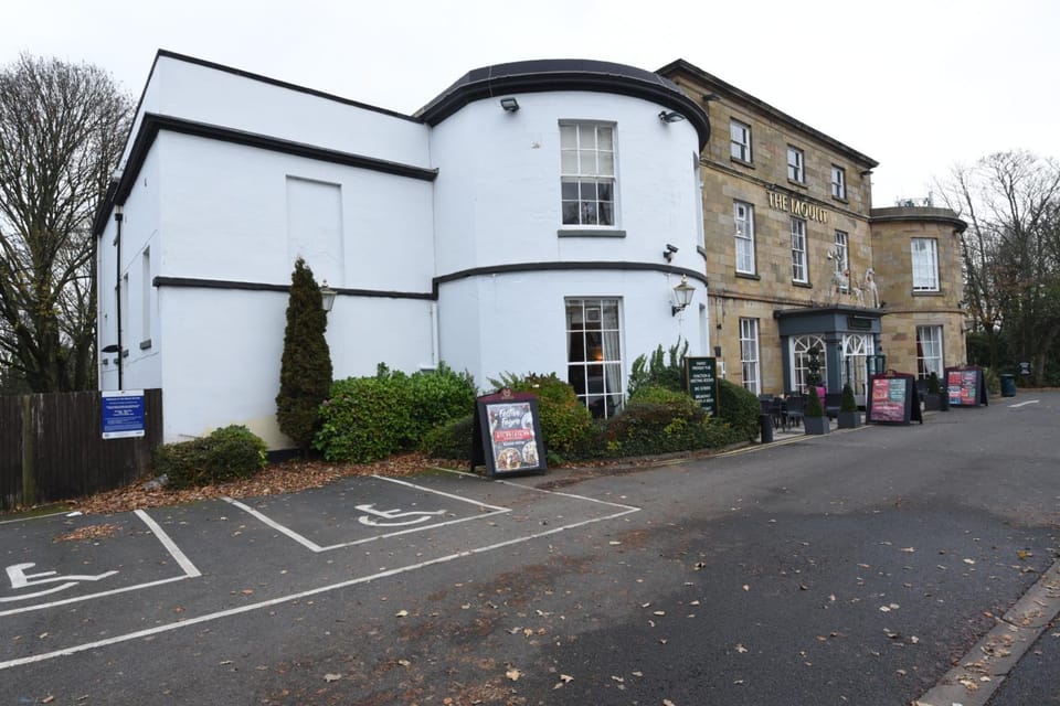 The Mount by Greene King Inns Hotel in Wigan
