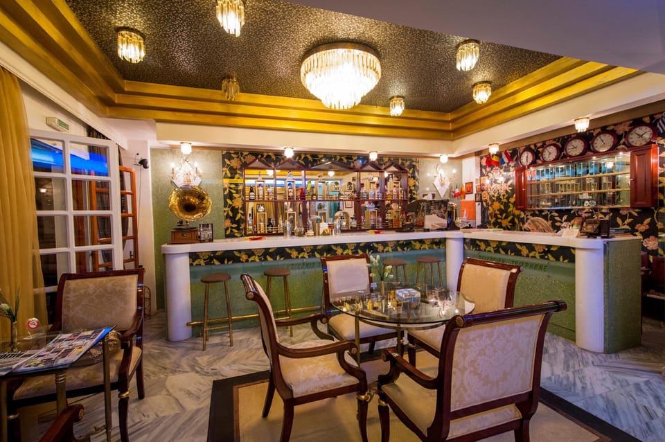 Krikonis Hotel-NEW Hotel in Ioannina