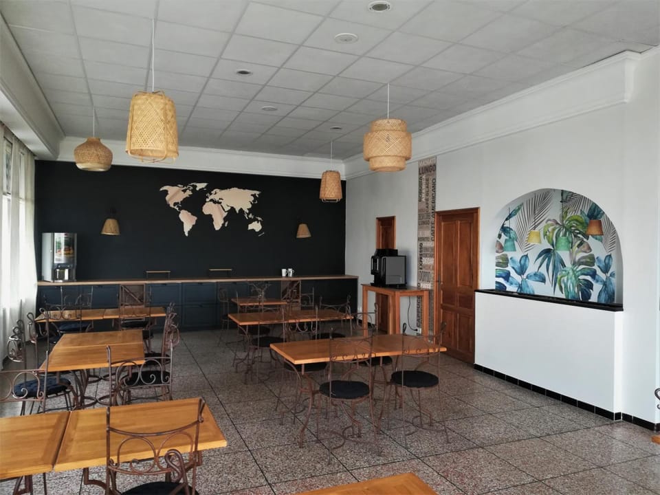 Le Regence-NEW Hotel in Arles