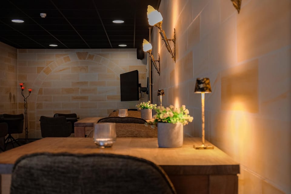 Hotel Atlanta-NEW Hotel in Limburg (province)