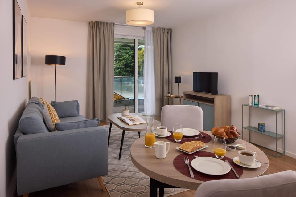Suite room