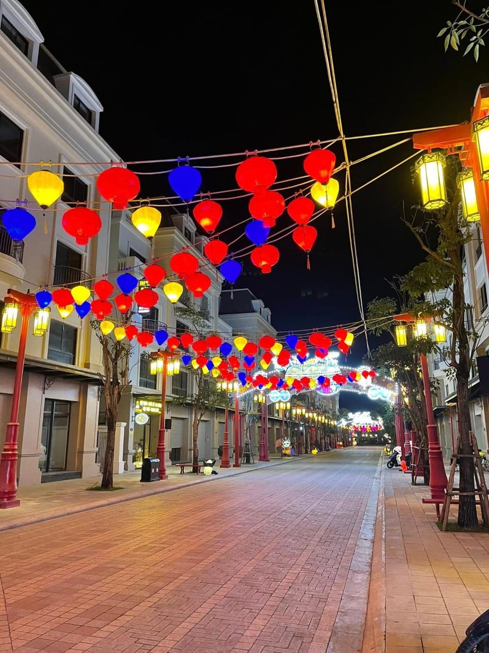 HOLA HOTELS MÓNG CÁI Apartment hotel in Vietnam