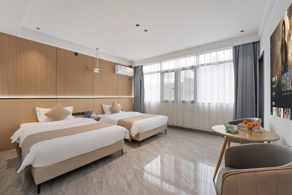 Floral Hotel · Huayan Hotel Hotel in China