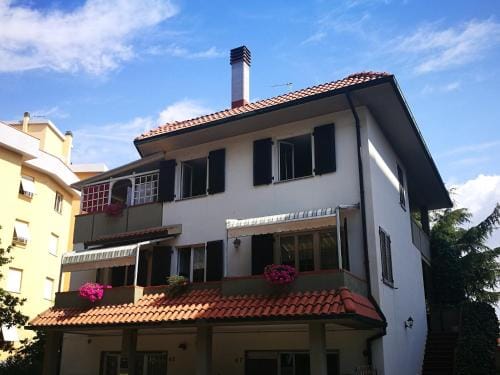 Casa Margherita Affittacamere B&B Hotel in Follonica