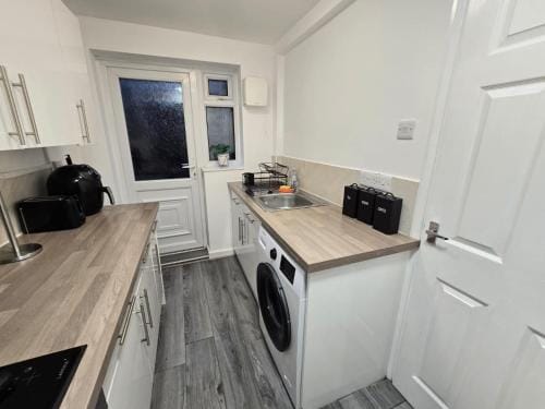 Room 1 Shared House 3 min from Stadium Hotel in Liverpool