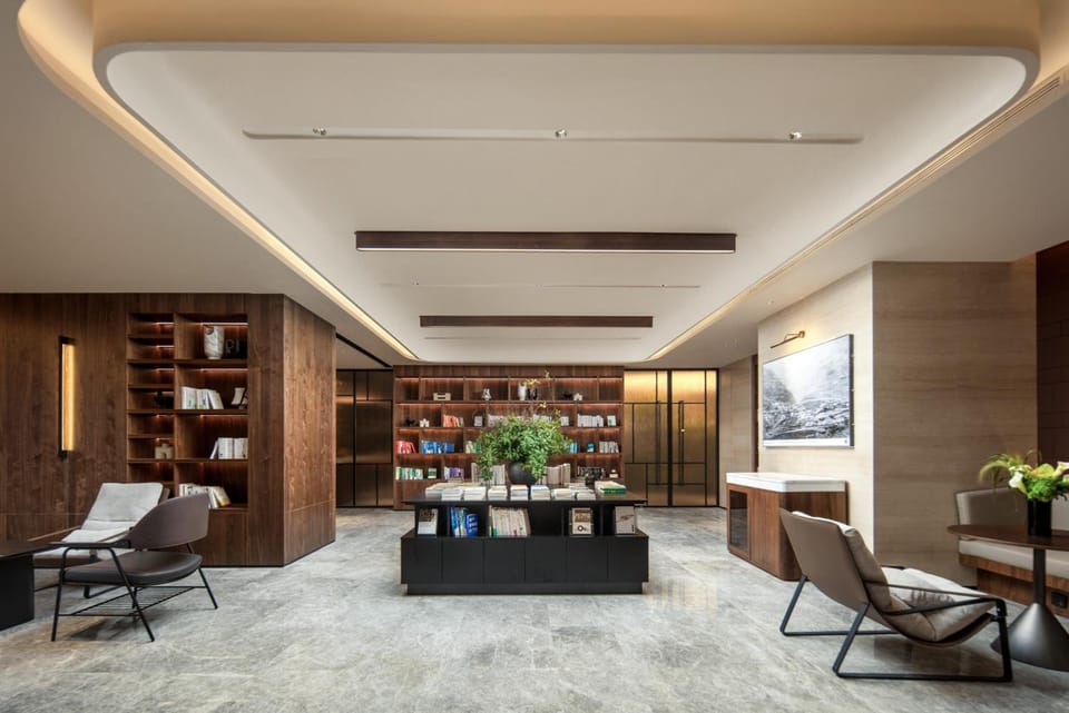 Atour Hotel Shenzhen CBD Futian Metro Station Hotel in Hong Kong