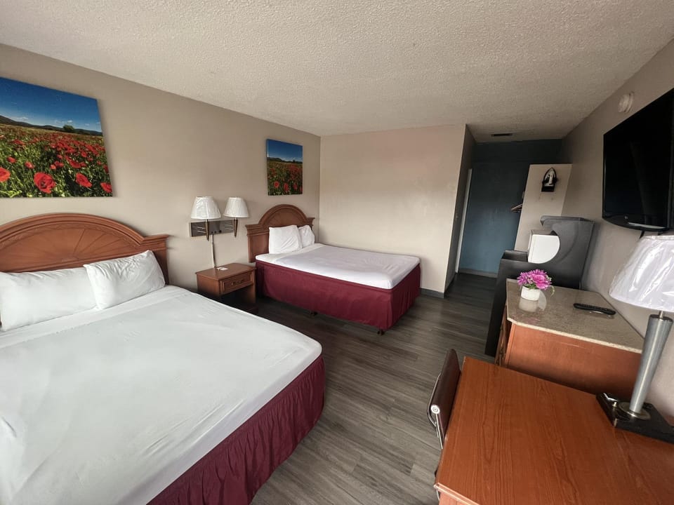 Days Inn by Wyndham Chico Hotel in Chico