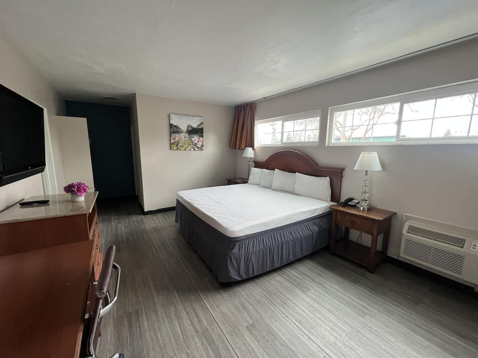 Days Inn by Wyndham Chico Hotel in Chico