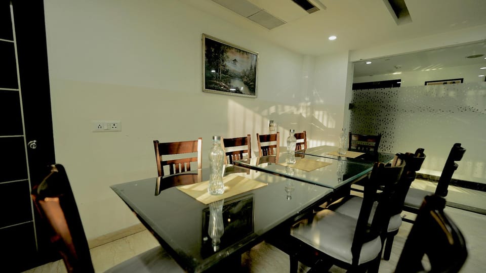 CORPORATE STAYS-SUNCITY Hotel in Gurugram
