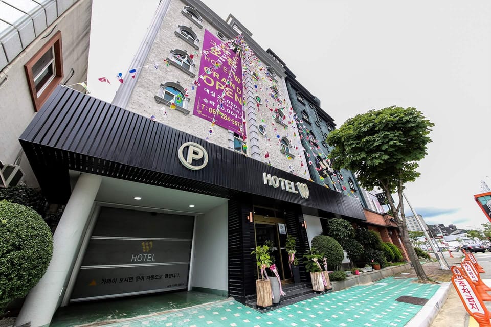Mokpo Hotel W Motel in South Korea