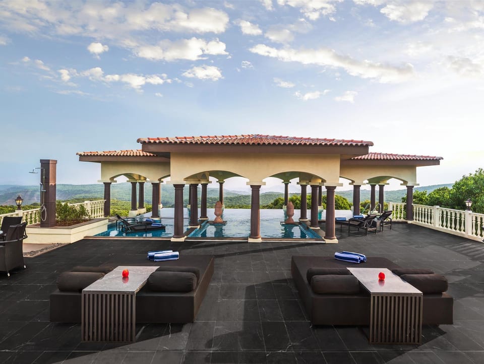 Poolside bar
