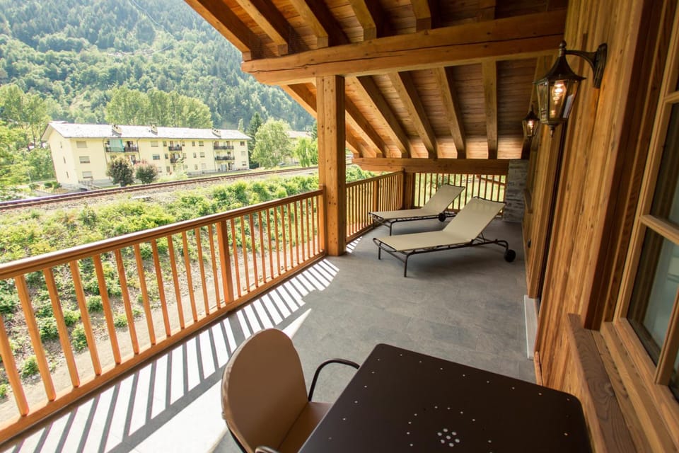 Hotel Les Montagnards Hotel in Morgex