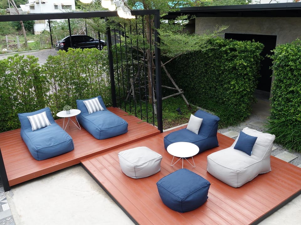The Restro Hotel Hotel in Nong Kae