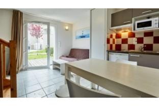 Le Domaine de la Corniche House 2P4 Hotel in Normandy