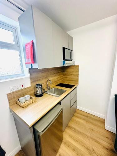 Avon Stone Apartments Hotel in Nottingham