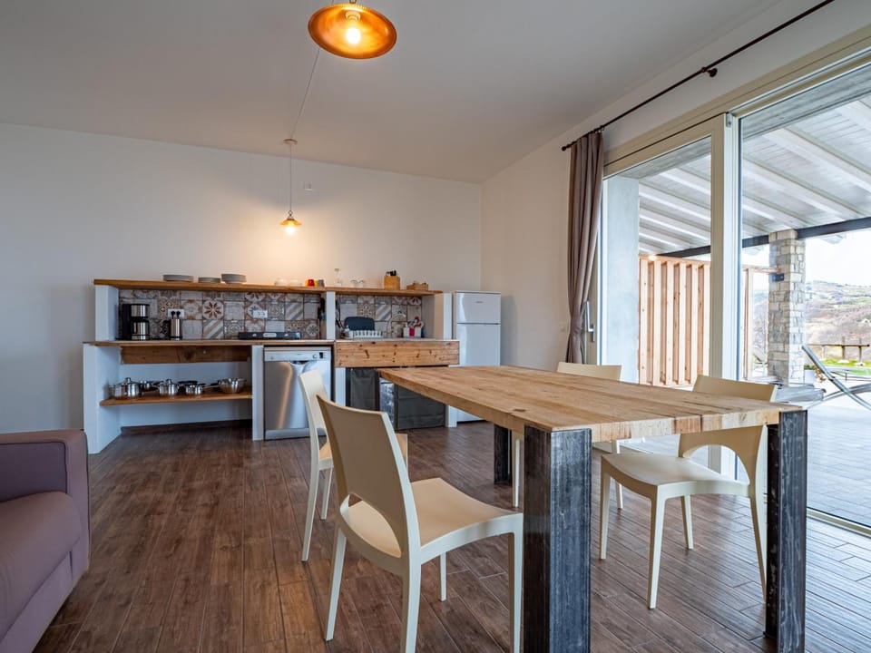 Oasi Da Vinci Lake Garda View Apartments Hotel in Tignale