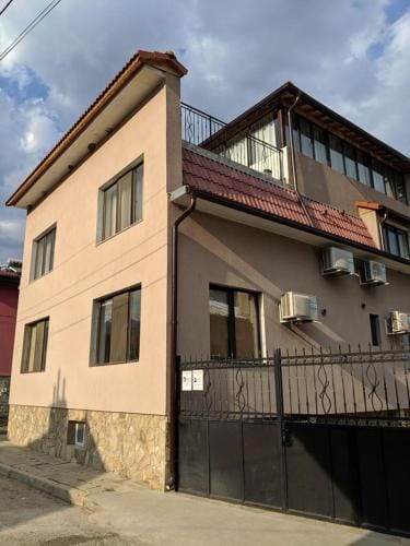 Къща за гости Семеиство Петрови Hotel in Plovdiv Province