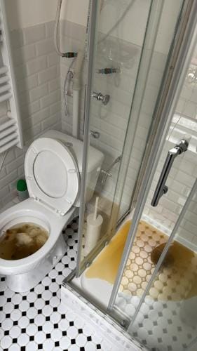Le 9 Prive Chambres Chic a Puteaux pres Paris, kitchen et 2 SDB ideal couples et Professionnels en d Hotel in Puteaux