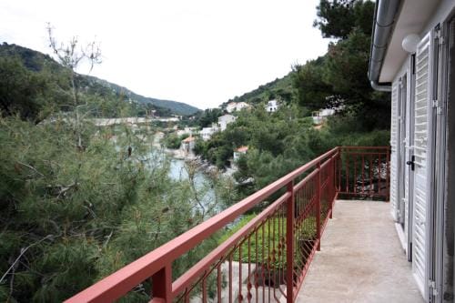 Apartments and rooms by the sea Sobra, Mljet - 4888 Hotel in Dubrovnik-Neretva County
