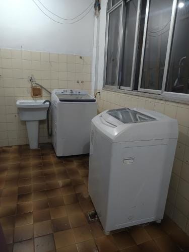 Residencial Janeesa Hollinshead Hostel in Santa Teresa
