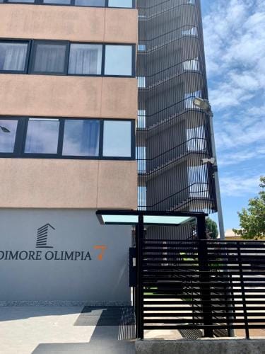 Mylo's Home -15 minutes from the Duomo, IEO, Prada Hotel in Milan