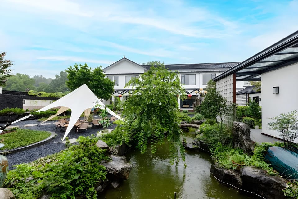Floral Lux Hotel·Yixing Yuyang Huaiyu hotle Hotel in Suzhou