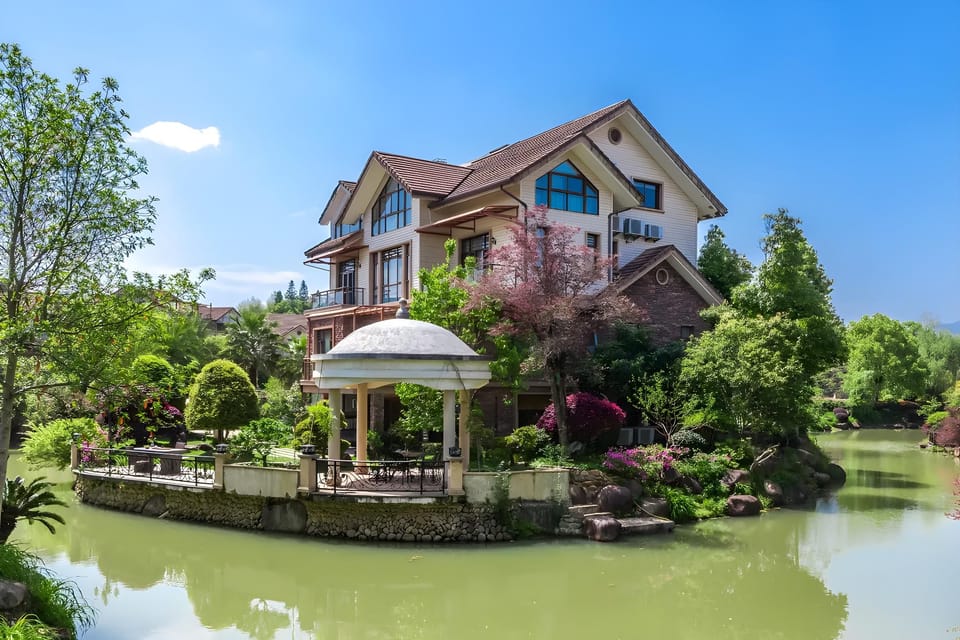 Floral Lux Hotel· Guiyuanxianju Hotel Hotel in Zhejiang