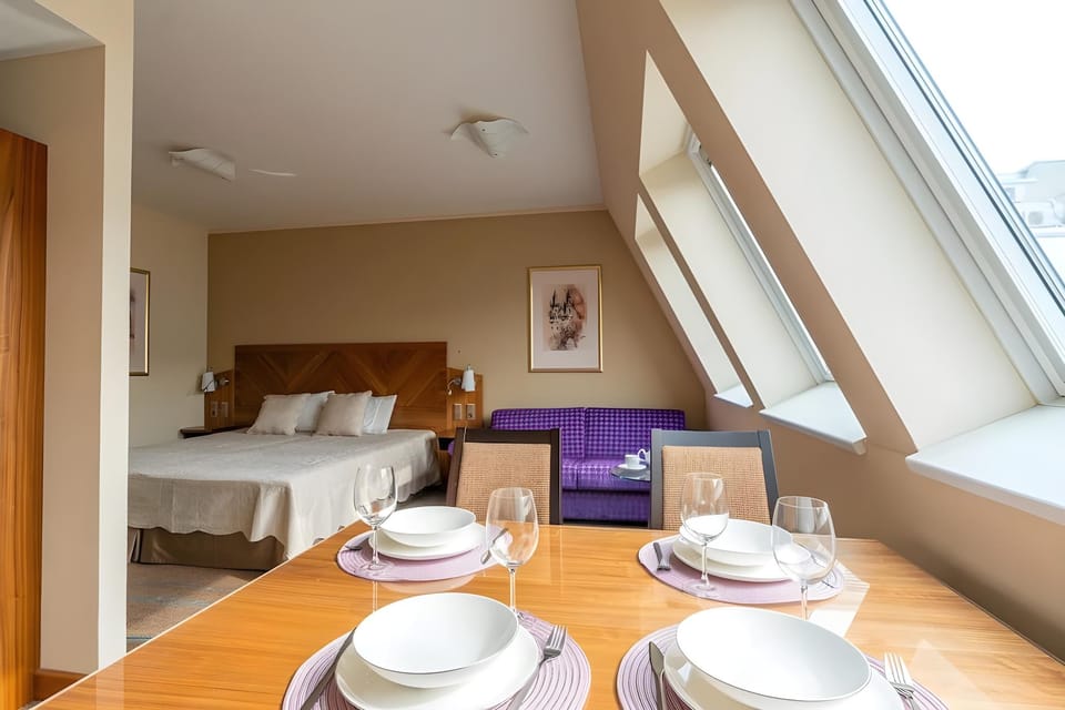 Crown Palace Apartments by Adrez Apartment hotel in Prague
