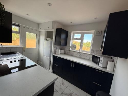 2 Bedroomed Bungalow with Large Hottub Hotel in North Dorset District