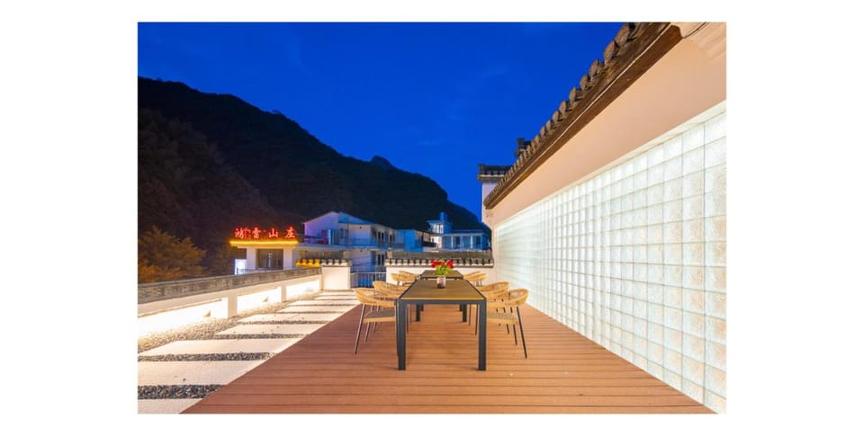 Floral Lux Hotel · South Anhui Sichuan-Xizang Line Xijiantang Hotel Hotel in Zhejiang