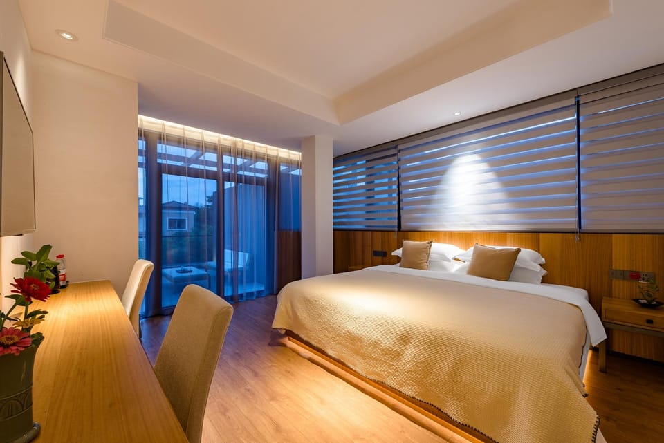 Floral Lux Hotel·Heyuan Hotel Hotel in Zhejiang