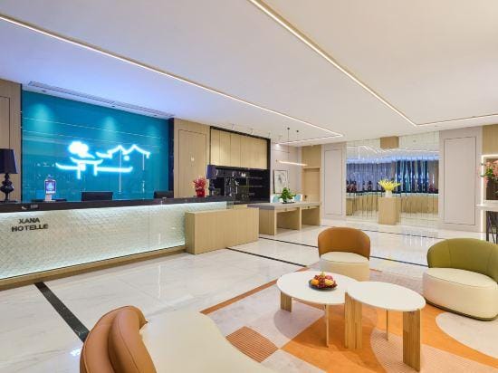 Floral Hotel · Building Blue Lotus Hotel (Huizhou Ancient City Branch, Jixian County) Hotel in Zhejiang