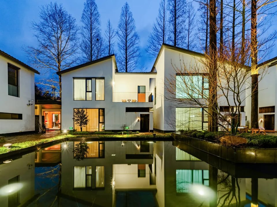Floral Lux Hotel · Xuan Zhiyuan Hotel Hotel in Zhejiang