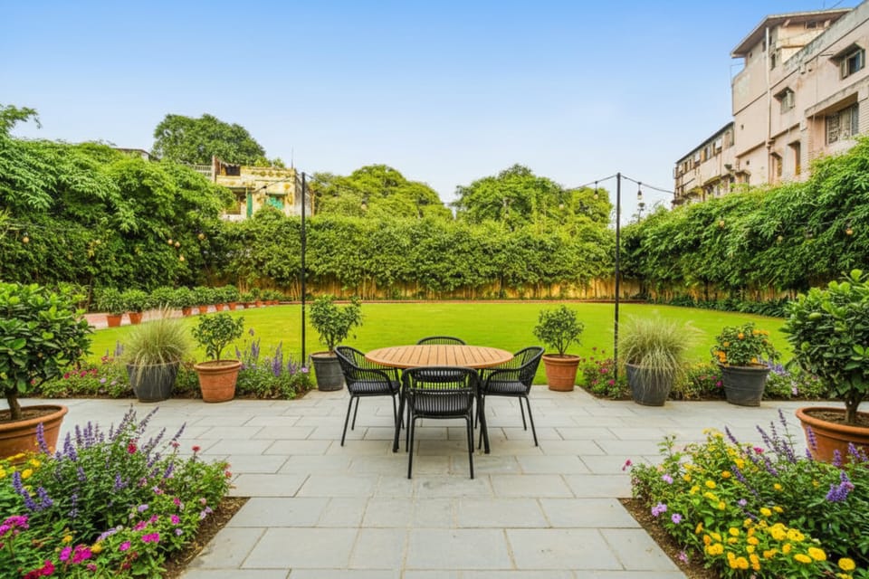The Avenue Hotel & Banquet Near Bhopal Junction Hotel in India