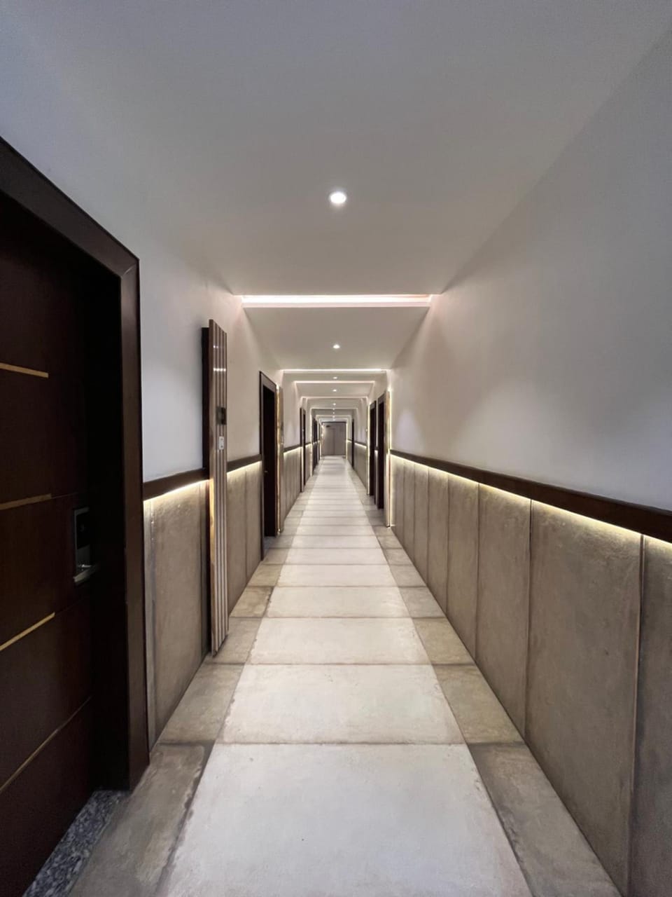 Hotel Shri Radha Nikunj Vrindavan Hotel in Uttar Pradesh