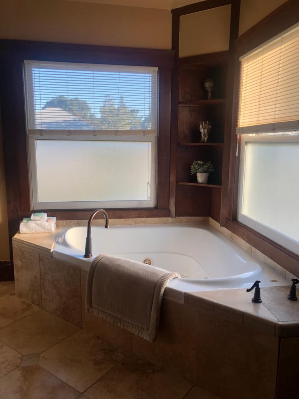 Shorelight Inn Hotel in Benicia