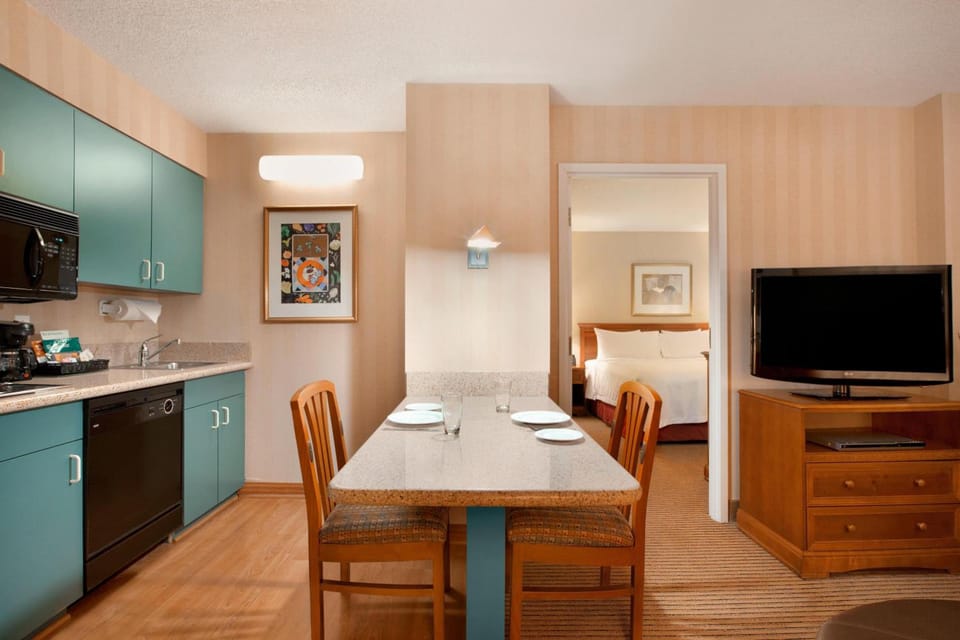 Homewood Suites by Hilton Falls Church-I-495 @ Rt. 50 Hotel in Merrifield