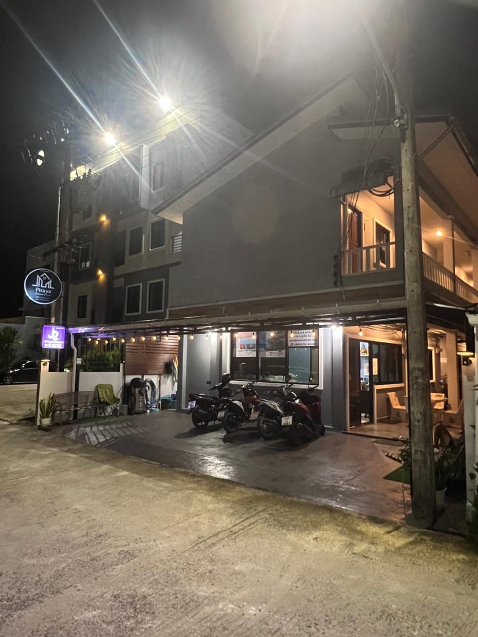 J2 Airport Mansion Hotel in Mai Khao