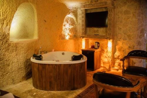 Rose Moon Cave Hotel in Turkey