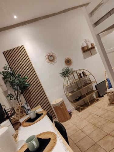 Appartement cosy jacuzzi Hotel in La Londe-les-Maures