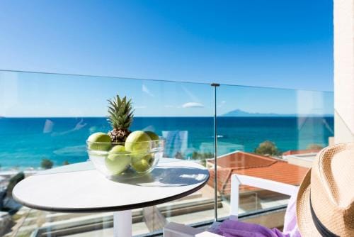 Blue view seaside hotel Hotel in Limenaria