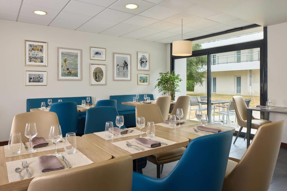 Quality Aparthotel Portes de Rennes Hotel in Bruz
